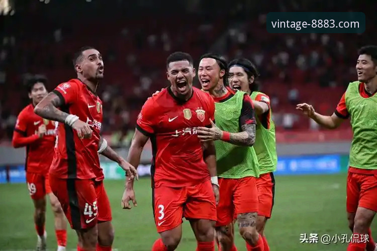 青岛海牛3-1胜上海海港赛事复盘教程：在新葡萄平台8883深度体验中超精彩对决